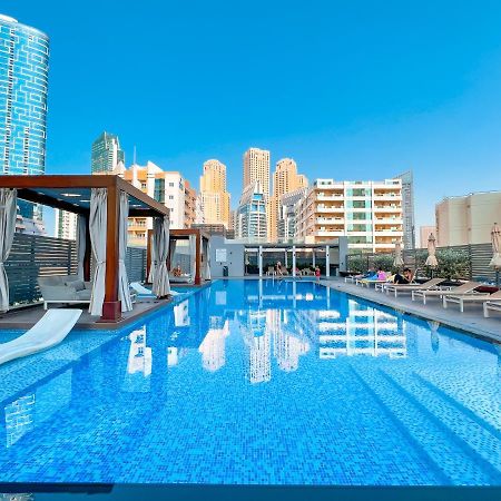 Fam Living - Marina Marvel - Studio Apartment With Breathtaking Views In Studio One Tower Дубай Экстерьер фото